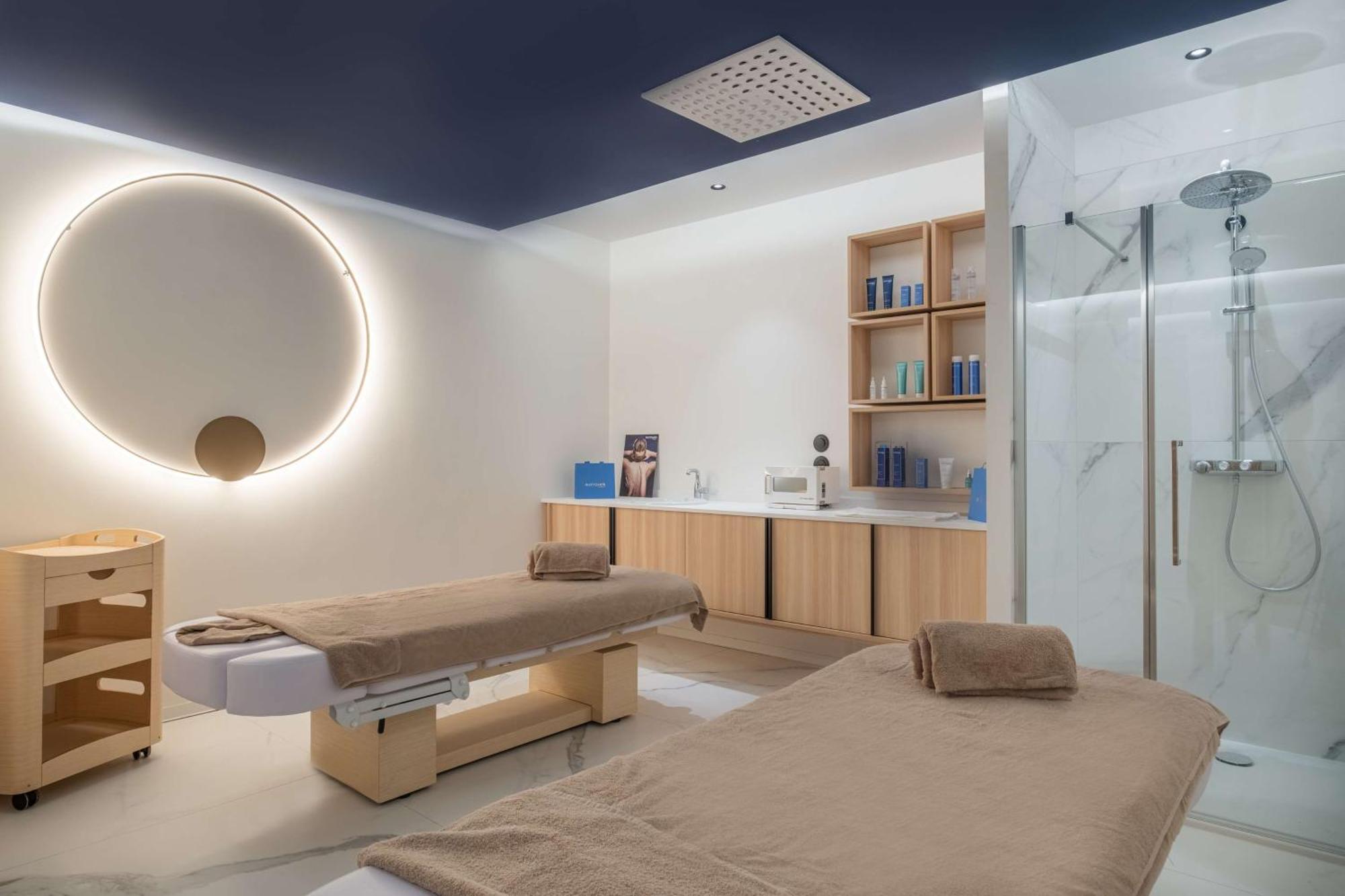 Radisson Blu Grand Hotel&spa, Malo-les-bains Hotel 4*